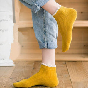 Short Lace Socks