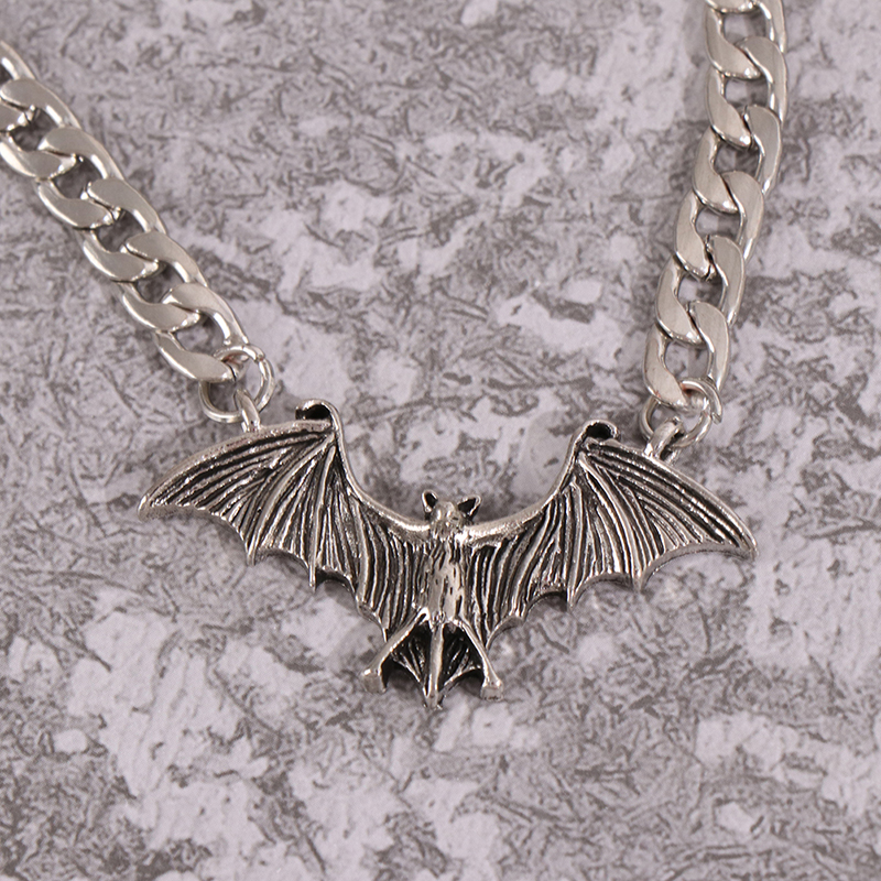 Vintage Punk Gothic Bat Chain Necklace
